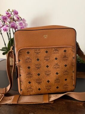 MCM Ottomar Messenger Bag Cognac Visetos Leather Crossbody